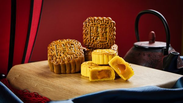 Mini Golden Lava Mooncakes