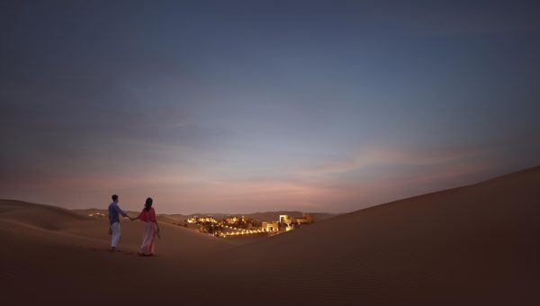 Qasr_AlSarab_Euro_Couple_Night