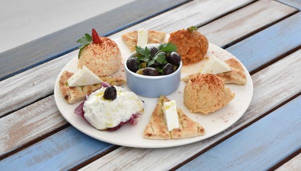 Zorba Dips Platter