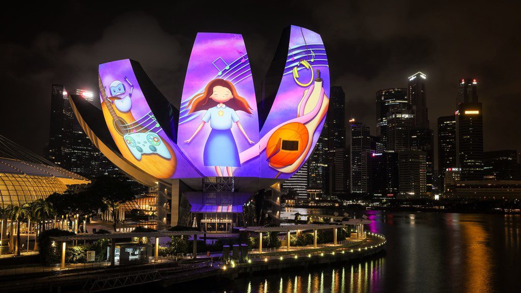 Welcome aboard the Singapore Marina Bay - LVMH