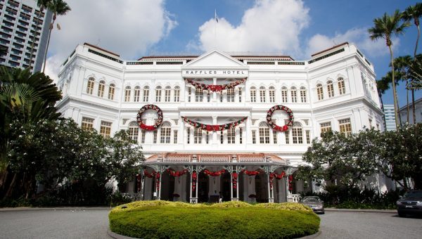 Raffles Singapore Facade with Christmas Decorations