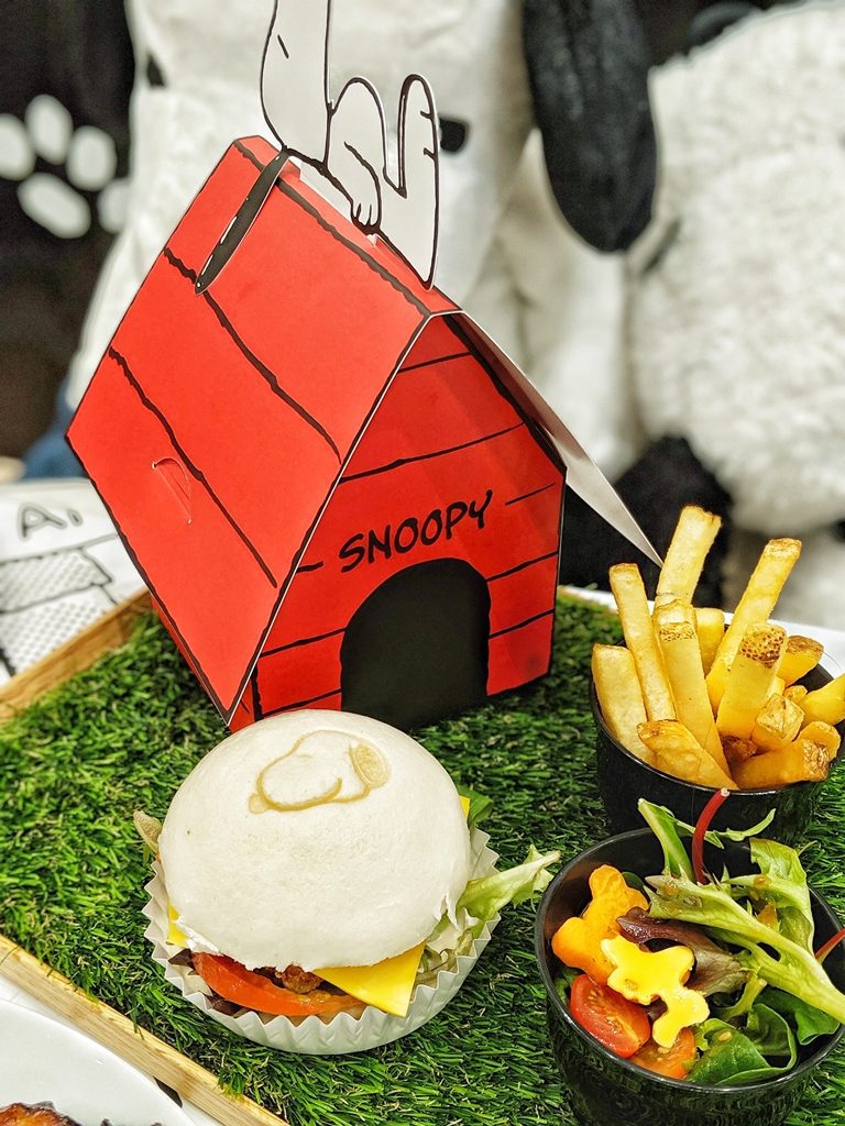 Snoopy’s In The House as Kumoya’s Latest Guest in their Pop-Up Café ...