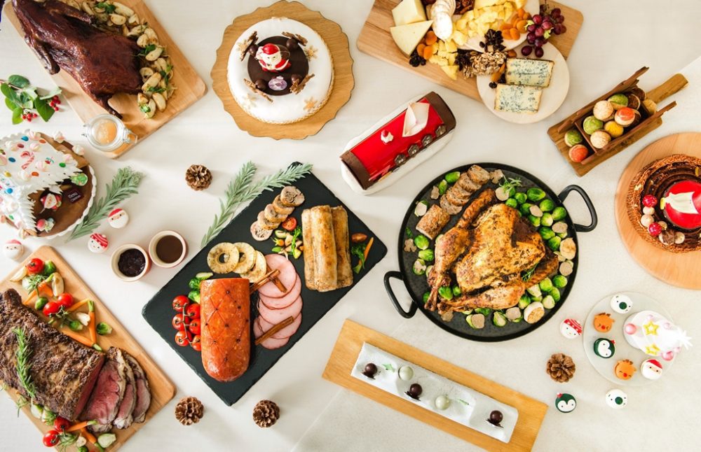 Twelve Grand Christmas Feasts to Soak into the Yuletide Spirit | Luxe ...