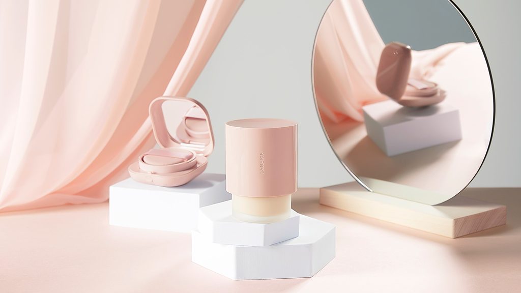 https://luxesocietyasia.com/wp-content/uploads/2021/08/Laneige-Neo-Foundation_Glow-cushion-2.jpg