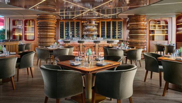 CÉ LA VI Restaurant